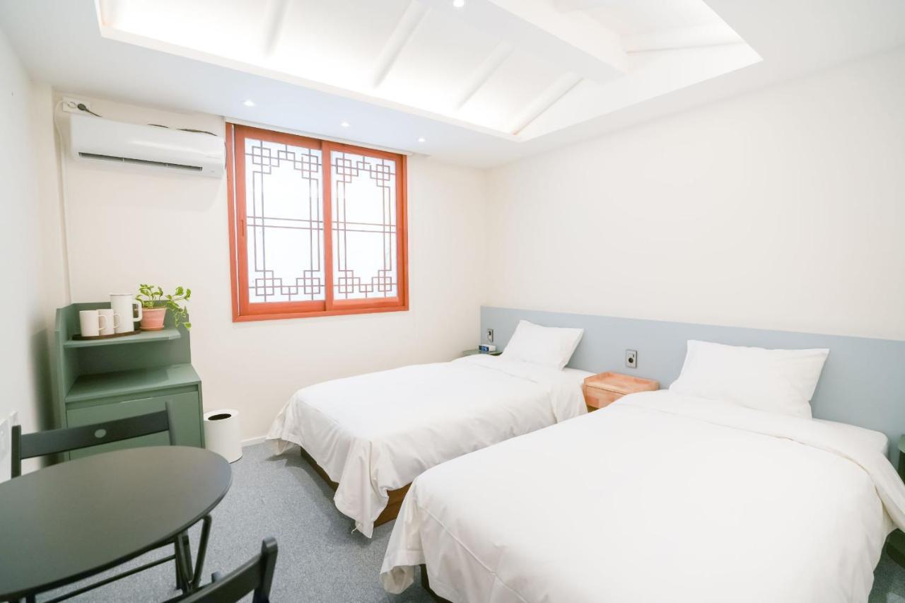 Hotelarrive Jeonju Sihwayeonpung Exteriör bild